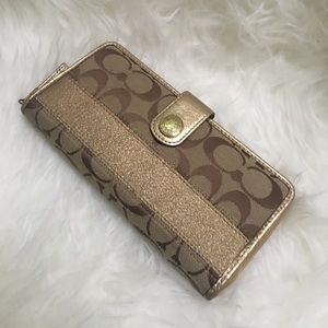 Coach wallet